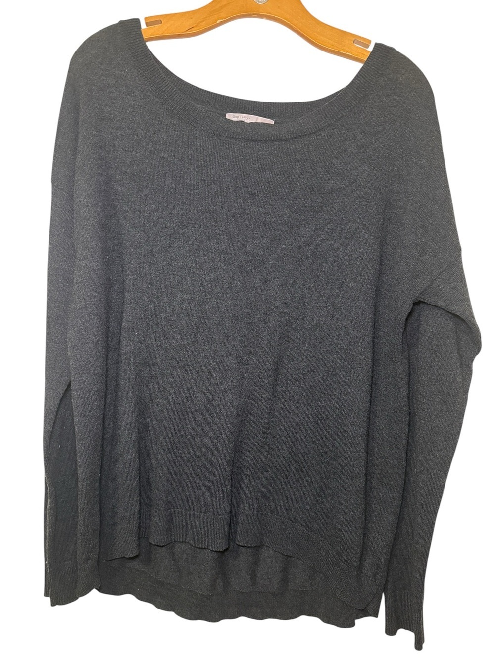 GAP Women's Charcoal Crew Wool Blend Sweater Size Medium EUC